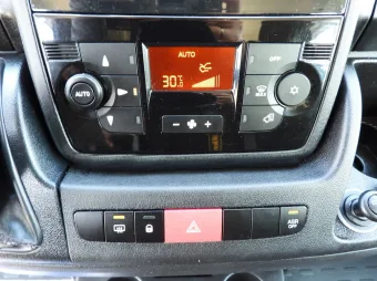 Citroen Jumper doka skrzynia 140KM M89637 - wnetrze