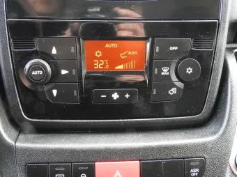 Citroen Jumper furgon chłodnia 130KM 867911 - fotel pasazera