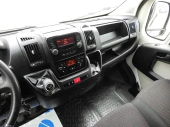 Citroen Jumper furgon chłodnia 130KM 867911 - schowki