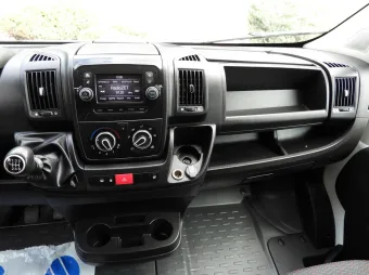 Citroen Jumper kontener winda 8 palet 165KM N74924 - wnetrze