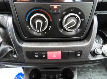Citroen Jumper skrzynia 140KM N86570 - navi