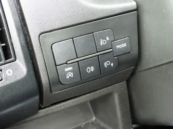 Citroen Jumper skrzynia 140KM N86570 - siedzenia
