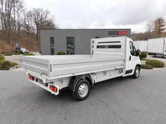 Citroen Jumper skrzynia 140KM N86570 - tyl
