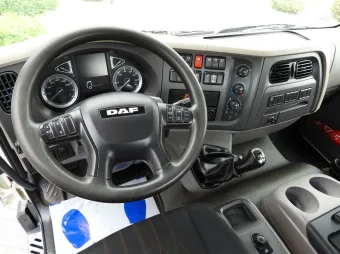 DAF Lf specjalistyczne 230KM 493903 - fotel kierowcy