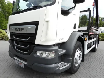DAF Lf specjalistyczne 230KM 493903 - kokpit