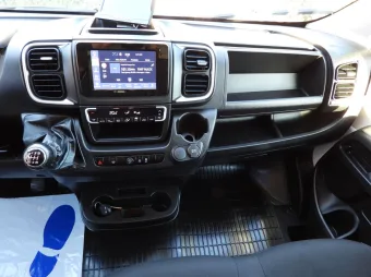 Fiat Ducato kontener chłodnia 140KM U88762 - wnetrze