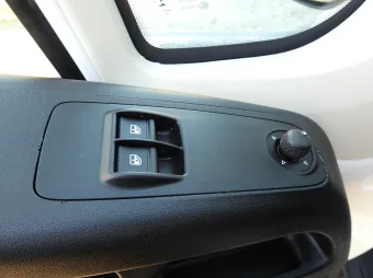 Fiat Ducato kontener winda 8 palet 140KM X69519 - deska rozdzielcza