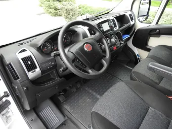 Fiat Ducato kontener winda 8 palet 130KM L61506 - srodek