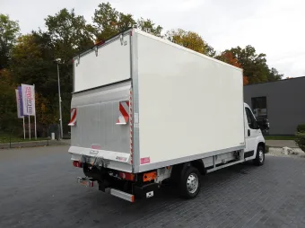 Fiat Ducato kontener winda 8 palet 130KM L61506 - tyl zabudowy