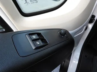 Fiat Ducato kontener winda 8 palet 130KM S20557 - wyposazenie
