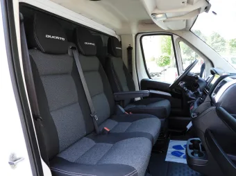 Fiat Ducato skrzynia plandeka 10 palet 160KM P69630 - fotel kierowcy