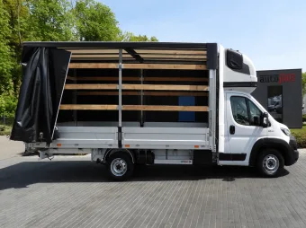 Fiat Ducato skrzynia plandeka 10 palet 160KM P69630 - przestrzeń ładunkowa