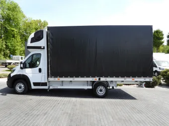 Fiat Ducato skrzynia plandeka 10 palet 160KM P69630 - tył środek zabudowy