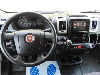 Fiat Ducato skrzynia plandeka 10 palet 160KM P69630 - widok wnętrza