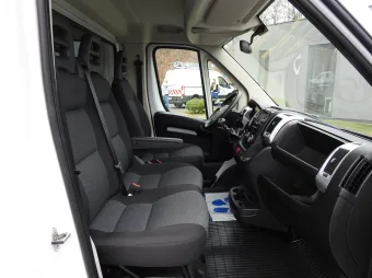 Fiat Ducato skrzynia plandeka 10 palet 160KM T63576 - widok wnętrza