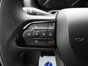 Fiat Ducato skrzynia plandeka 10 palet 180KM W39377 - detal wnętrza