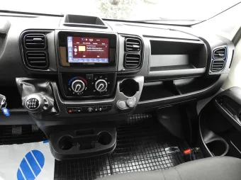 Fiat Ducato skrzynia plandeka 10 palet 180KM W41339 - detal wnętrza