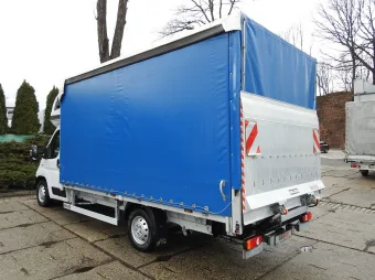 Fiat Ducato skrzynia plandeka 9 palet 180KM K01946 - bok z tyłu