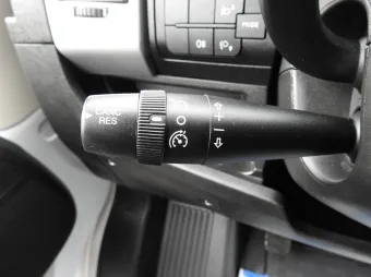 Fiat Ducato skrzynia plandeka 9 palet 180KM K01946 - detal wnętrza