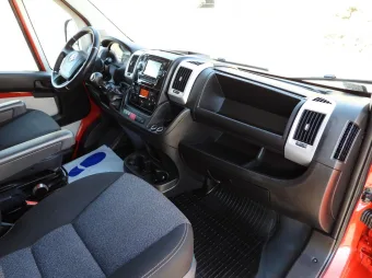 Fiat Ducato skrzynia plandeka 8 palet 180KM L09210 - drzwi