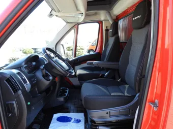 Fiat Ducato skrzynia plandeka 8 palet 180KM L09210 - panel