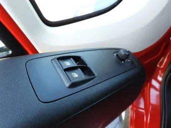 Fiat Ducato skrzynia plandeka 8 palet 180KM L09210 - radio