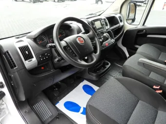 Fiat Ducato skrzynia plandeka 10 palet 160KM R59195 - srodek