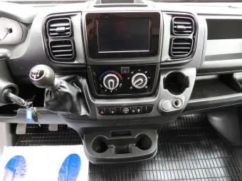 Fiat Ducato skrzynia plandeka 10 palet 160KM U02479 - wnetrze