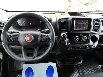 Fiat Ducato skrzynia plandeka 10 palet 180KM U89736 - wnetrze