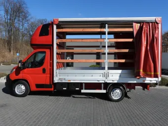 Fiat Ducato skrzynia plandeka 8 palet 180KM L09210 - zaladunek
