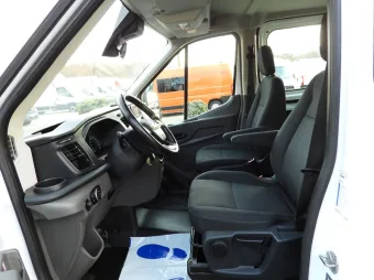 Ford Transit doka skrzynia 170KM P49383 - radio