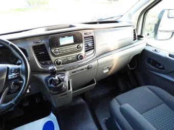 Ford Transit doka skrzynia 170KM P49383 - wnetrze