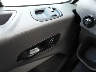 Ford Transit brygadówka 185KM M53556 - detal