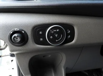 Ford Transit brygadówka 185KM M53556 - kabina