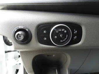 Ford Transit brygadówka 130KM J78198 - siedzenia
