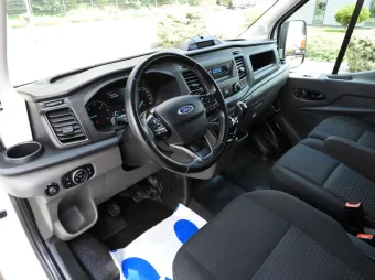 Ford Transit brygadówka 185KM M53556 - srodek