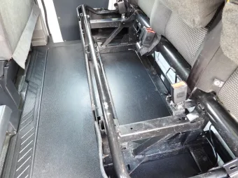 Ford Transit doka skrzynia 130KM A22566 - wnetrze