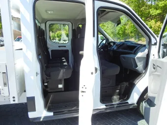 Ford Transit doka skrzynia 130KM E24615 - wyposazenie