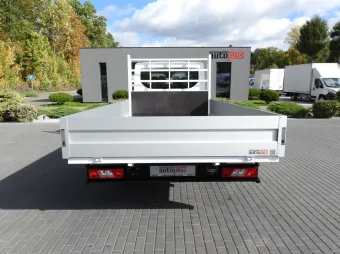 Ford Transit doka skrzynia 115KM D88092 - zabudowa