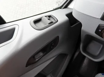 Ford Transit furgon chłodnia 105KM U43031 - kierownica