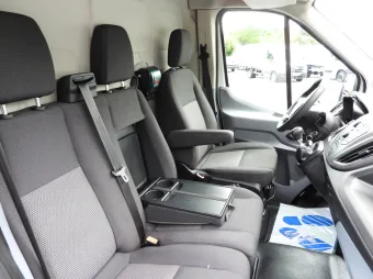 Ford Transit furgon chłodnia 105KM U43031 - konsola