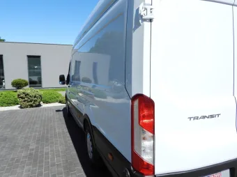 Ford Transit furgon chłodnia 170KM T28475 - paka