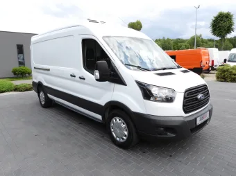 Ford Transit furgon chłodnia 105KM U43031 - przod prawy