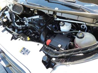 Ford Transit furgon chłodnia 170KM T28475 - siedzenia