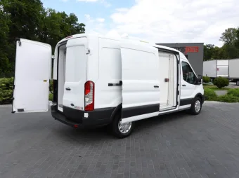 Ford Transit furgon chłodnia 105KM U43031 - tyl
