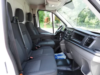 Ford Transit furgon 130KM U82455 - konsola
