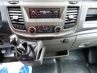 Ford Transit furgon 130KM U82455 - wyposazenie