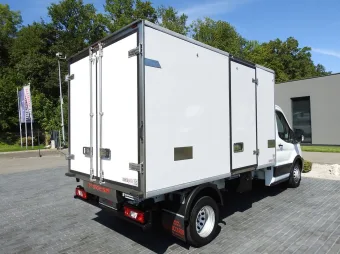 Ford Transit kontener chłodnia 170KM K64281 - bok zabudowy