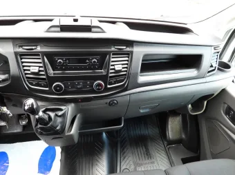 Ford Transit kontener chłodnia 170KM K64281 - detal