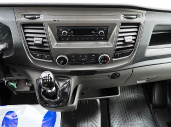 Ford Transit kontener chłodnia 8 palet 165KM S27692 - detal